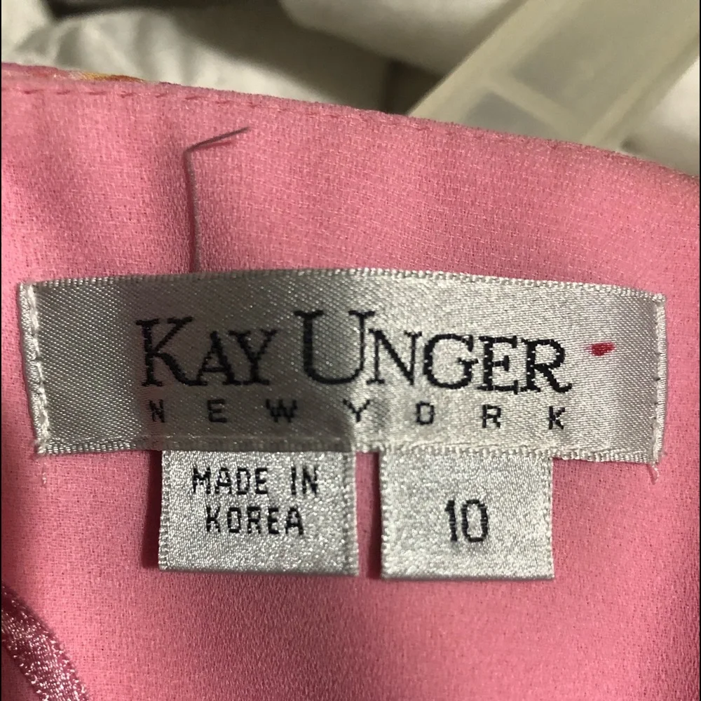 Kay Unger Strapless pink floral top. - Picture 2 of 2